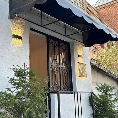 Bina N28 Hotel Kutaisi Exterior photo